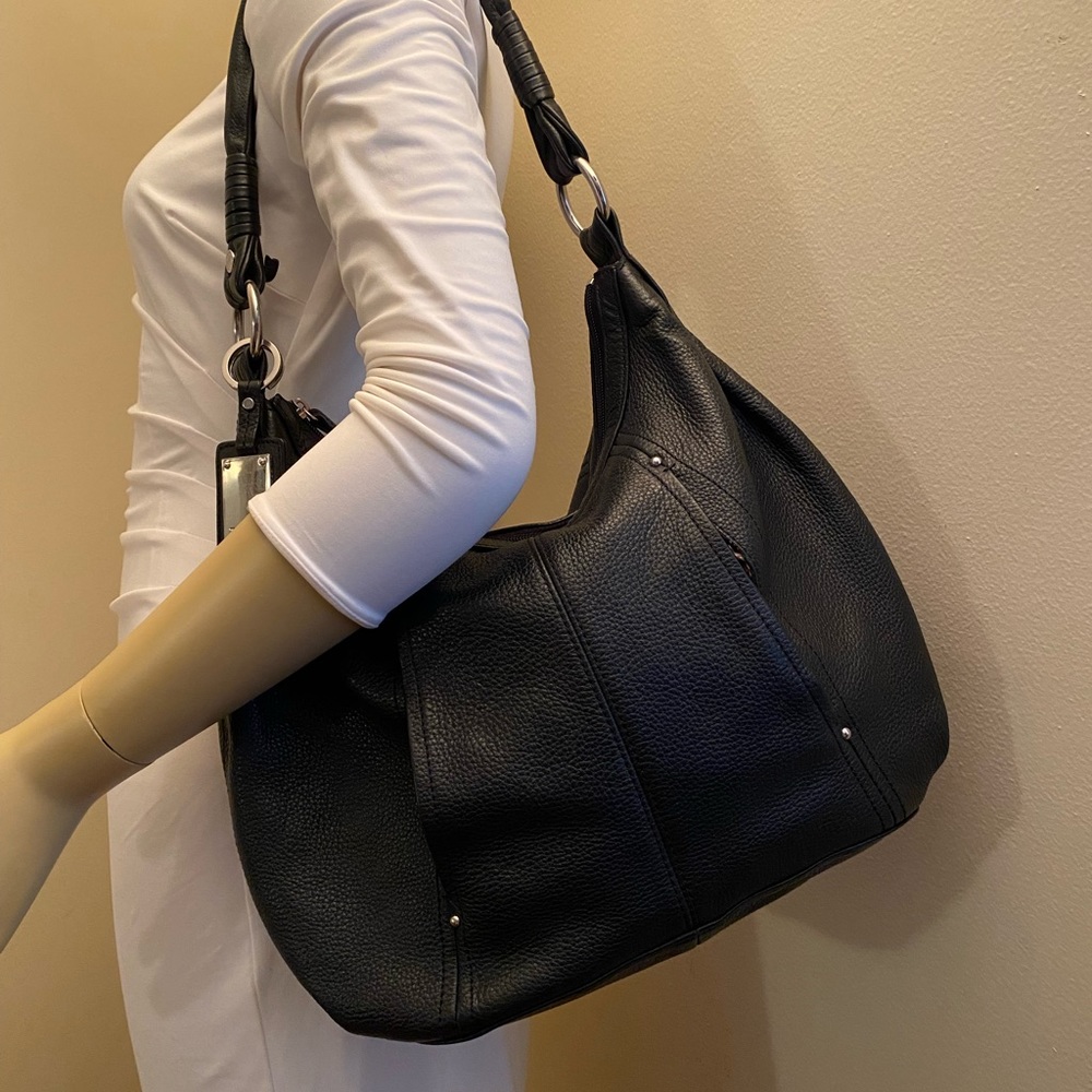 Tignanello Black Leather Shoulder Bag